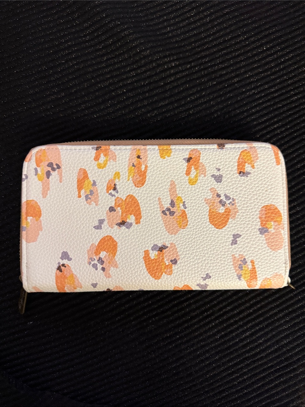 thirty-one All About the Benjamins White Wallet with Orange Watercolor Accents